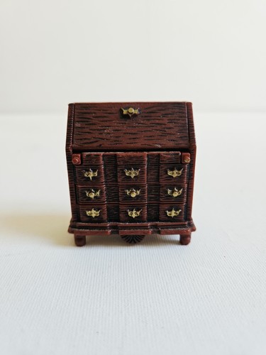 Dolls house vintage - house,