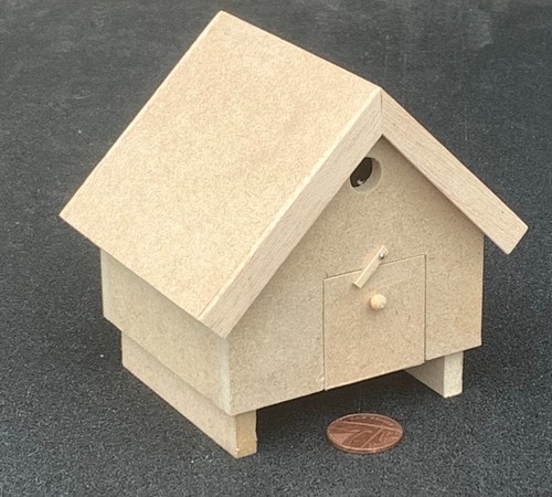 Dolls house wooden chicken - wooden,